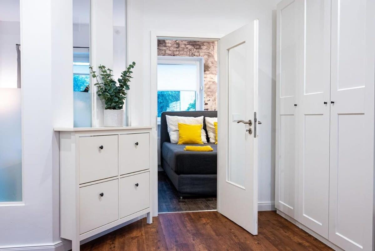 Shabby Chic Apartment In Ideal Location Хамбург Екстериор снимка
